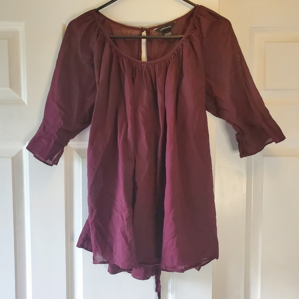 MODA INTERNATIONAL SHEER TOP